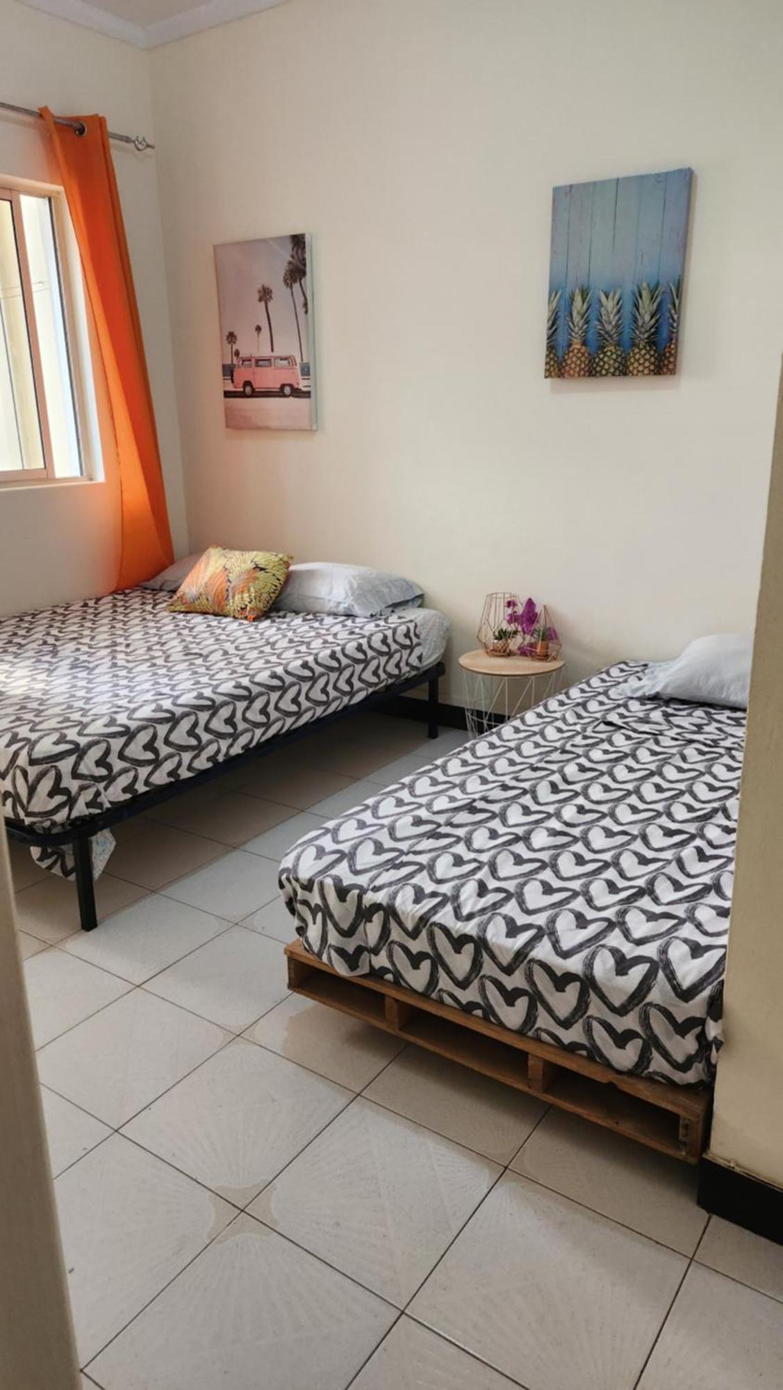 pontu d'nkontru Hostel Praia Exterior foto